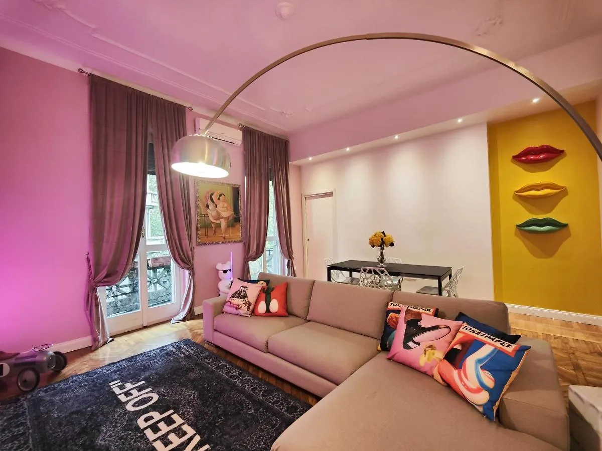 Designed Pop Apartment 2 Bedrooms, 2 Baths In Milan Center - Wifi, Ac, Steps From Subway M1 And M2, Central Station And Airport Connected