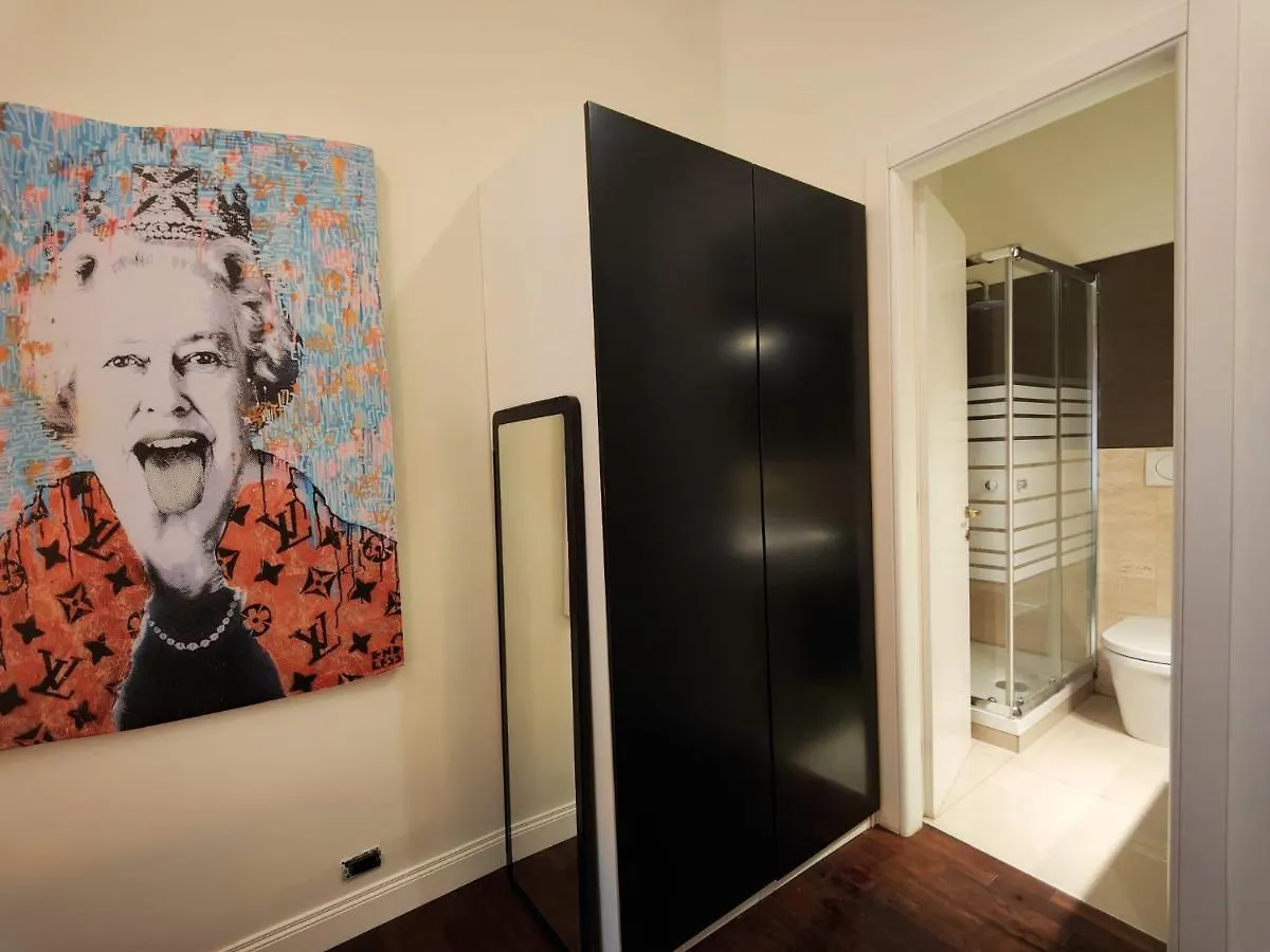 Designed Pop Apartment 2 Bedrooms, 2 Baths In Milan Center - Wifi, Ac, Steps From Subway M1 And M2, Central Station And Airport Connected
